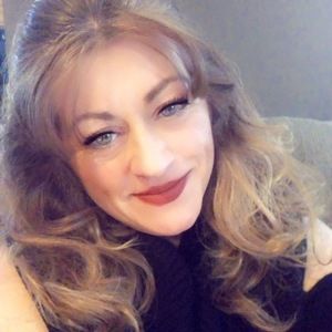 Meet your Posher, Eileen